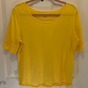 Cato XL Yellow Scoop Neck Top with Raw Edges GUC
